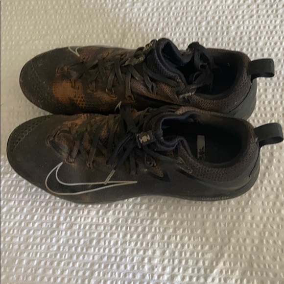Nike baseball spikes/cleated - Picture 1 of 5